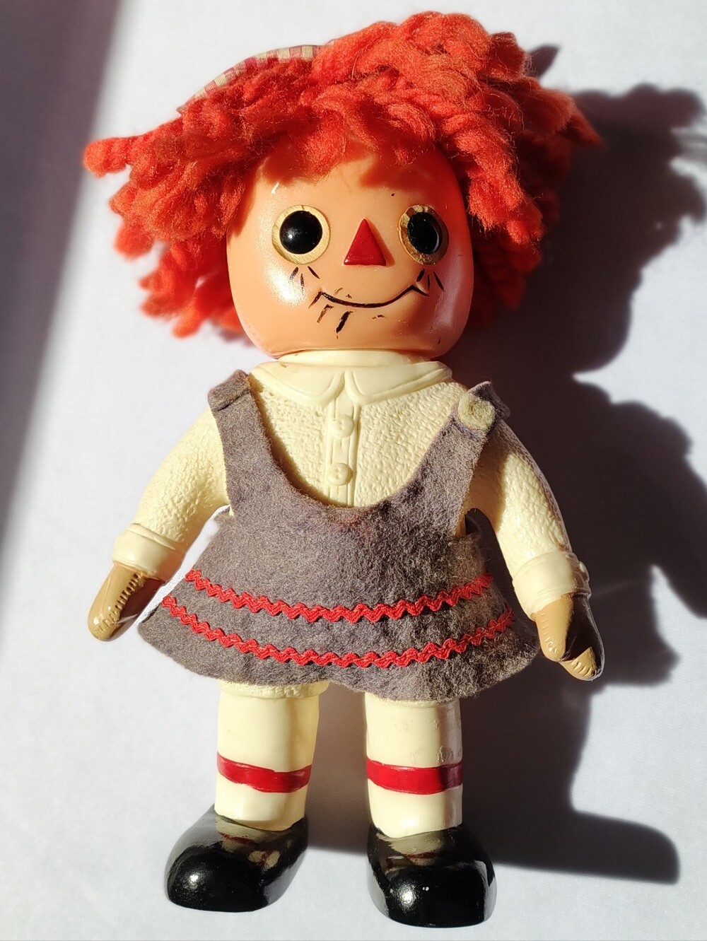 1974 Vintage Raggedy Ann Coin Bank - 9 Inches - Collectible Doll - Picture 3 of 9